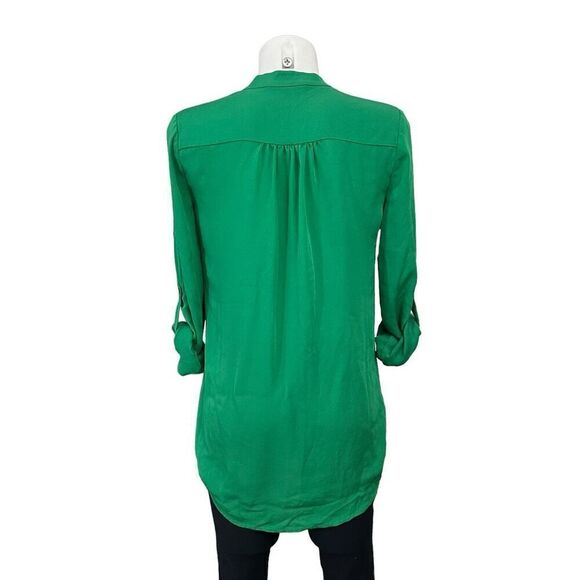 Diane Von Furstenberg Green 100% Silk Buttondown Longsleeve Shirt Rolltab sz 2 - Picture 6 of 10